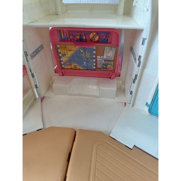 Vintage 1998 Fisher Price Loving Family RV Vacation Camper Motor Home Car - Picture 9 of 12